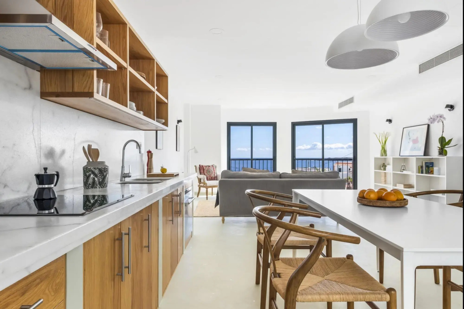 Design house with roof terrace ocean views