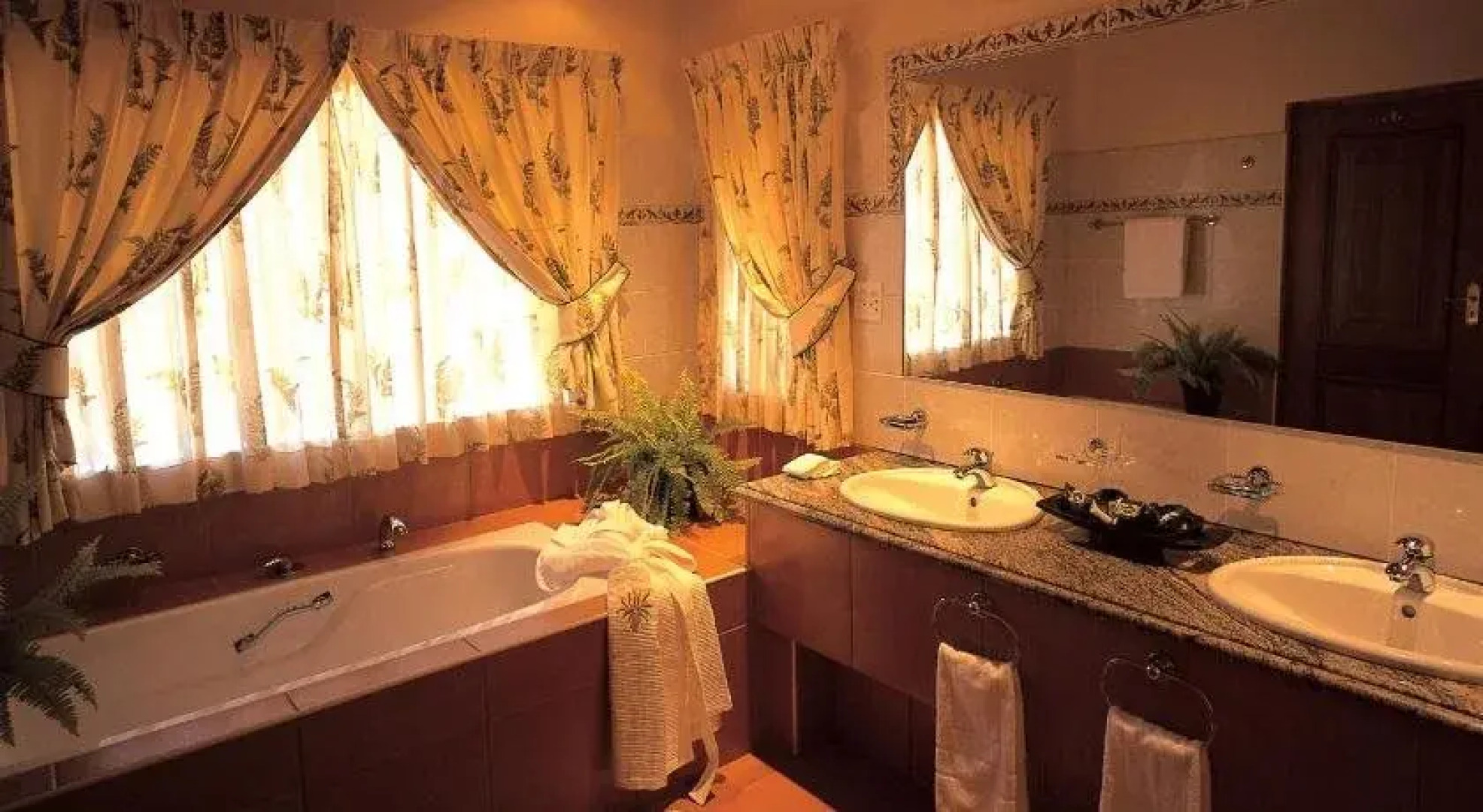 Pakamisa Private Game Reserve