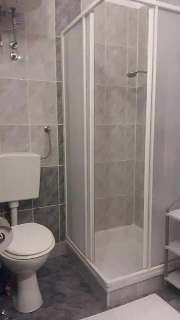 Maestro - 30m From the Beach & Parking - A1