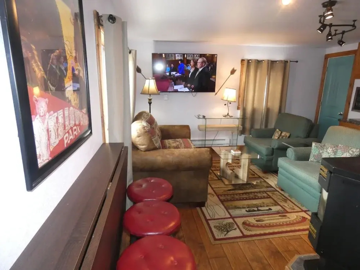 Yellowstone Motel - Adults Only