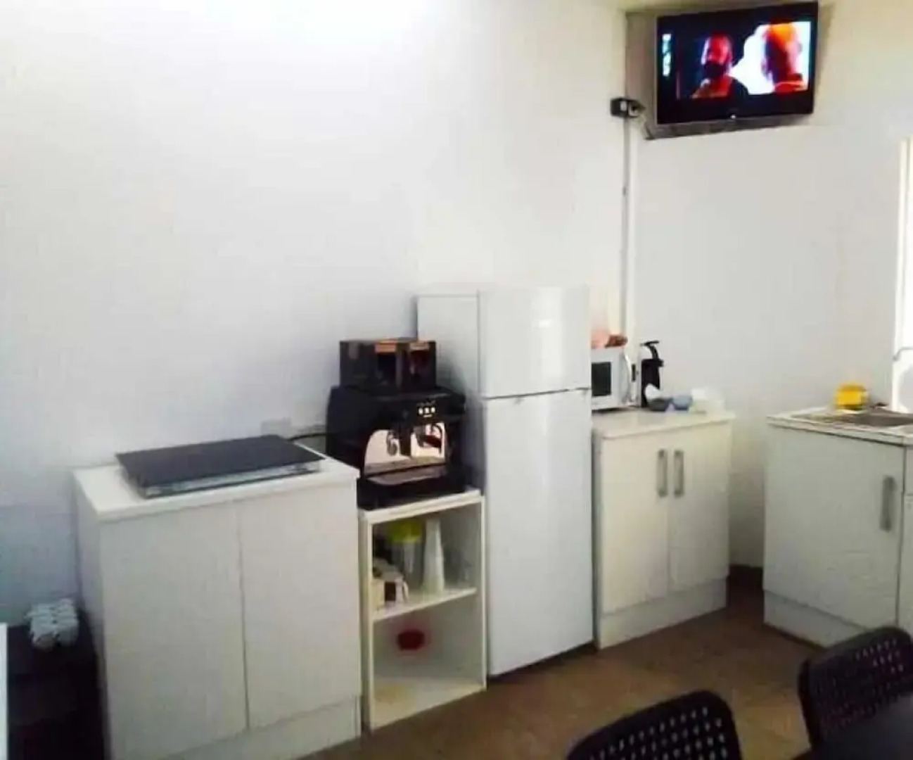 Escuela de Surf y Hostel Baldaio