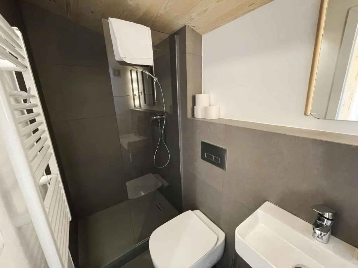 Basecamp Tiny House Eco Resort