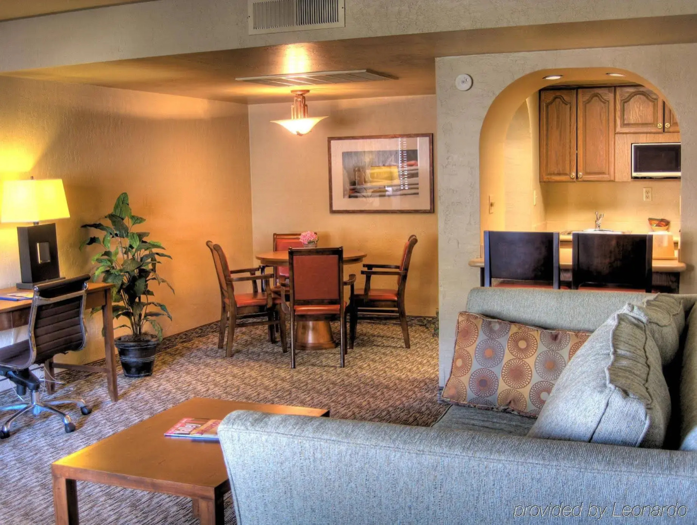 Dobson Ranch Inn & Suites LLC