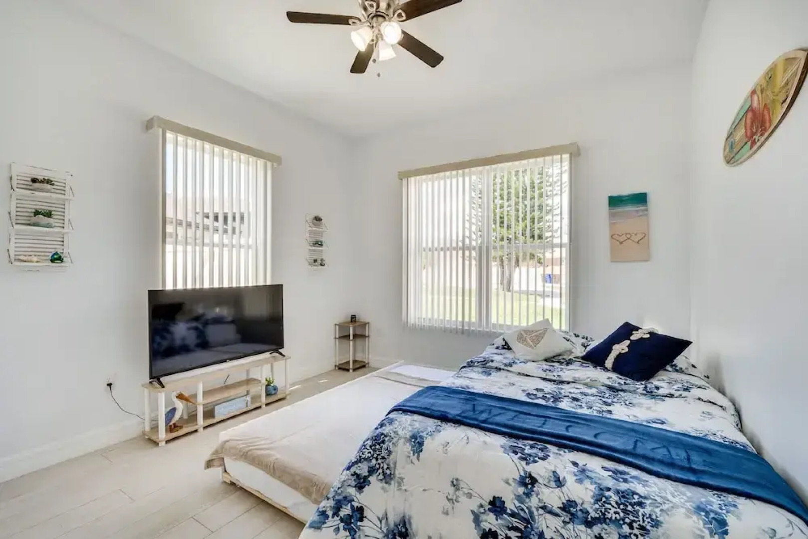 3 Mi to Lakefront Beach: St Cloud Apt