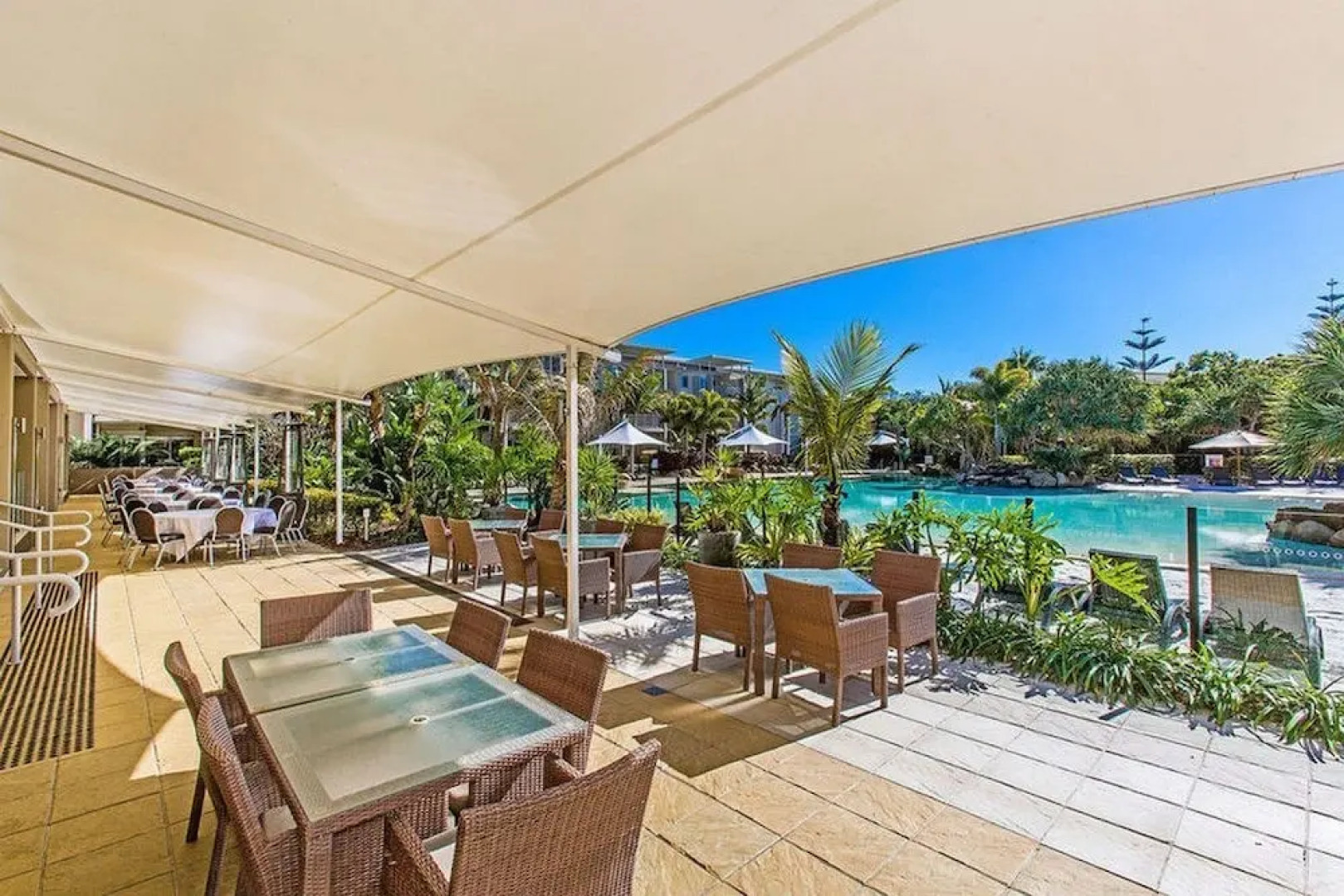 Resort & Spa 2302/03 Ocean Glimpses Over Central Park