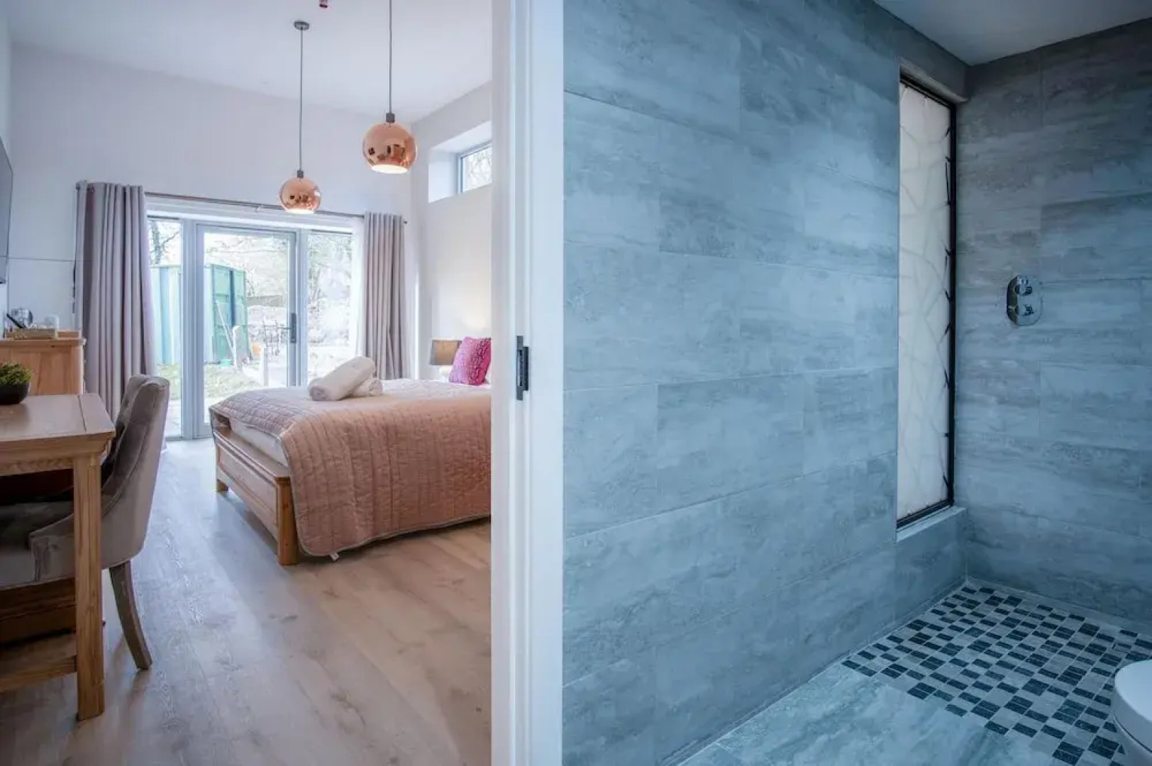 Room 12 - The Sleeping Giant - Pen Y Cae Inn