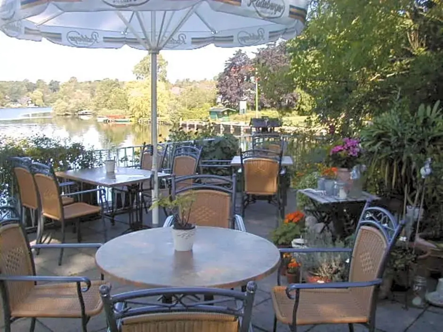 Restaurant und Hotel Zum Weissen Ross