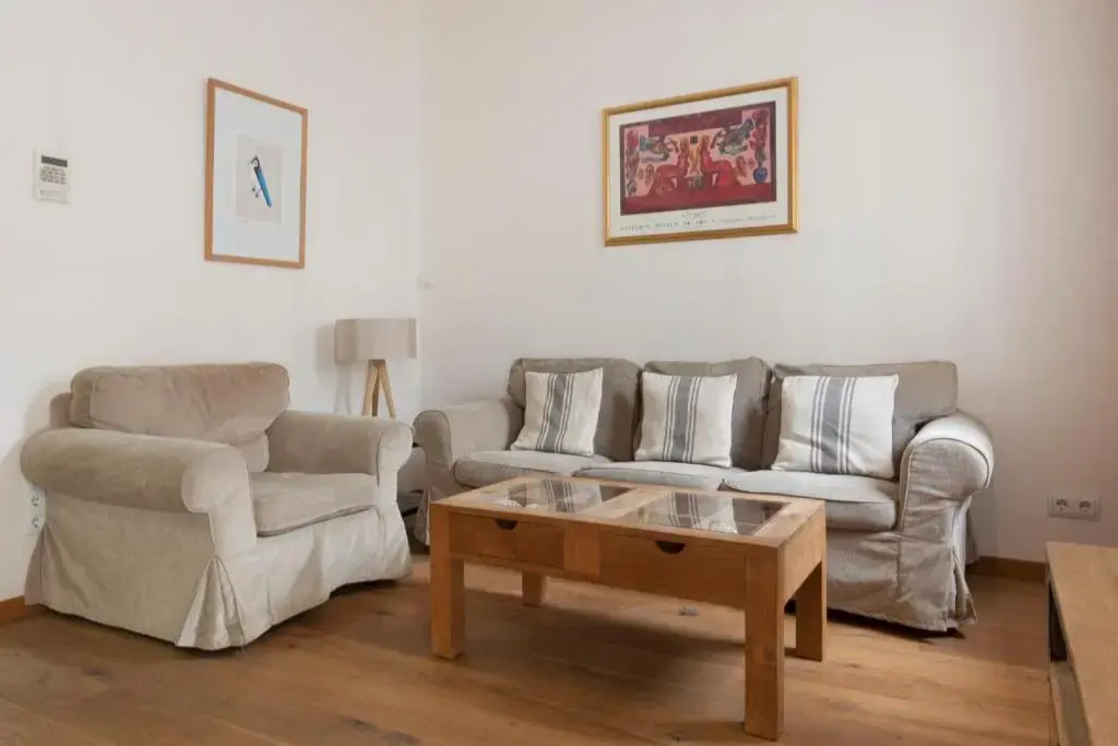 Akira Flats Roger de Flor Chic apartment