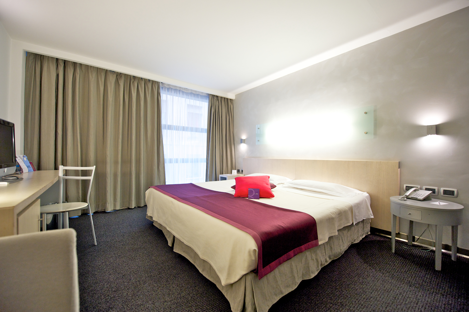 Отель Mercure Hotel Palermo Centro
