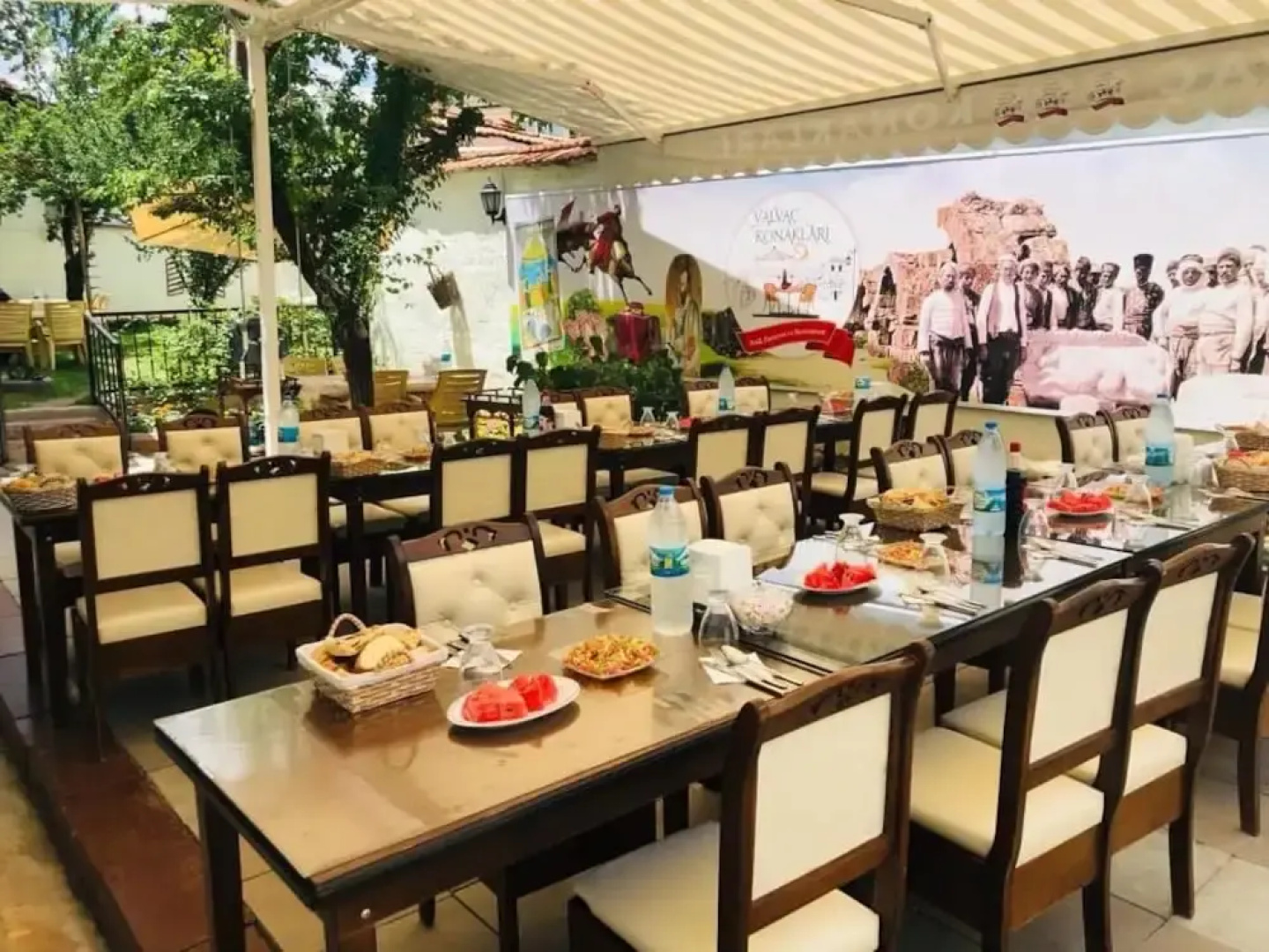 Yalvac Konaklari