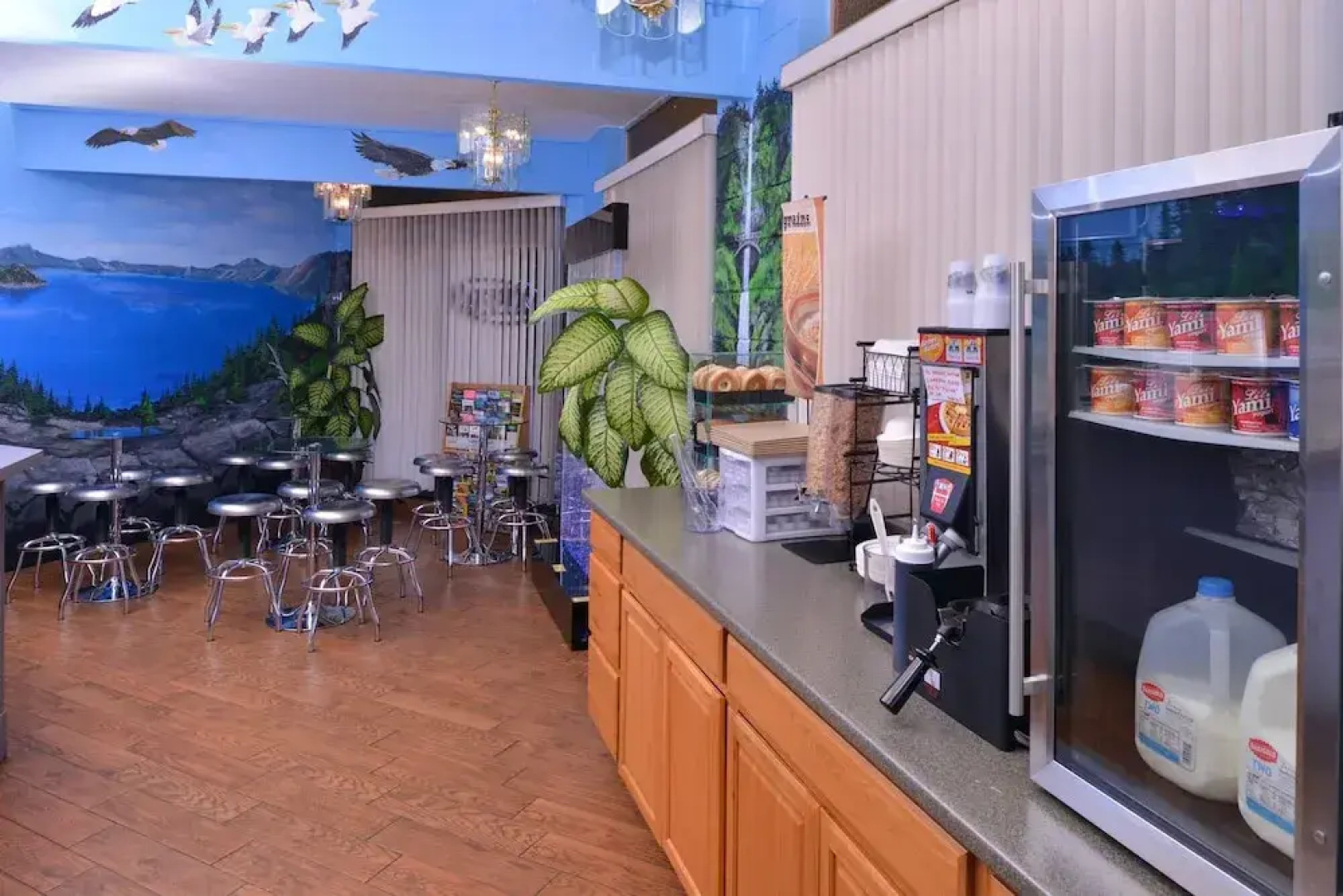 Maverick Motel