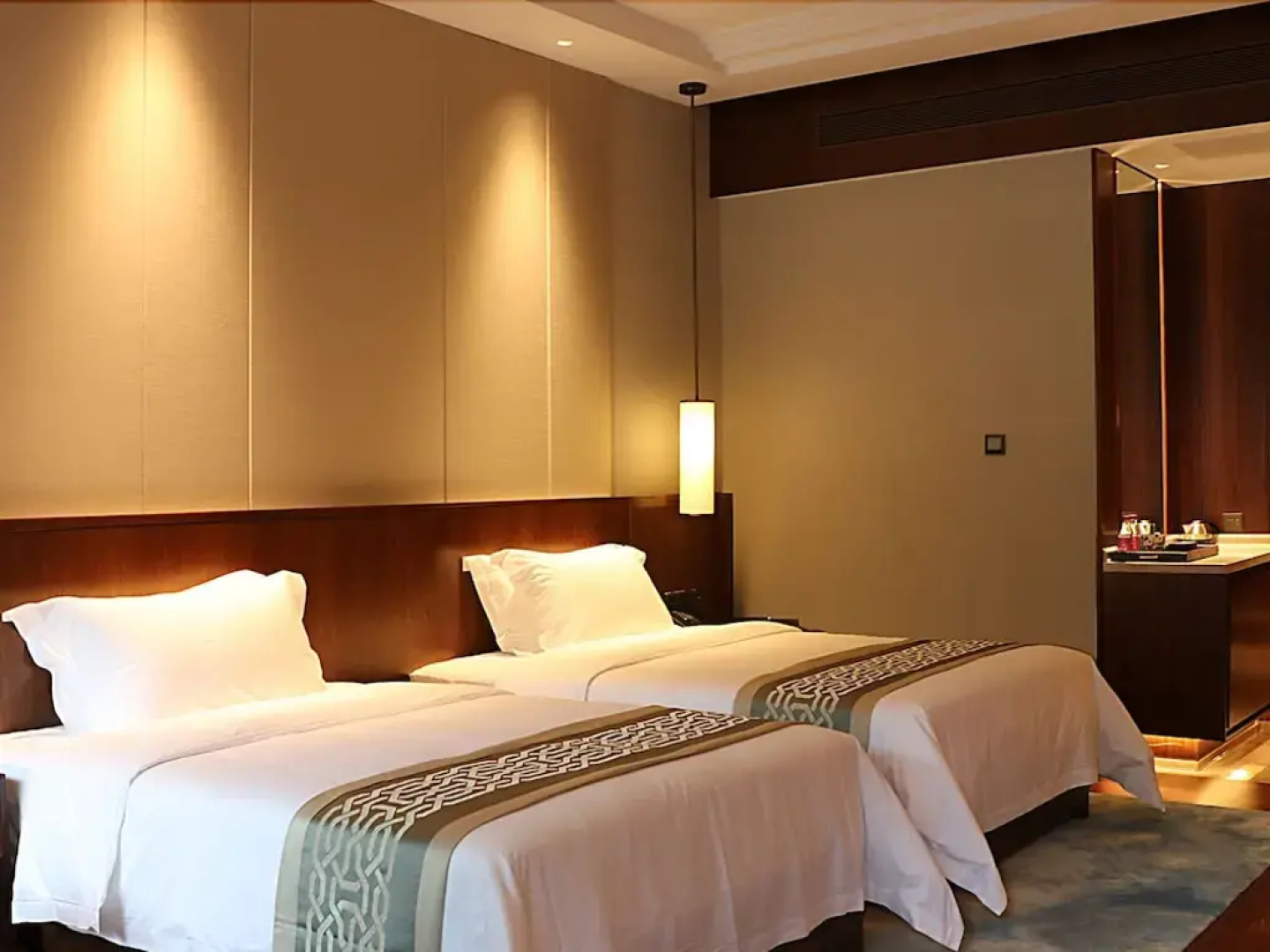 Pingtian Peninsula Hotel