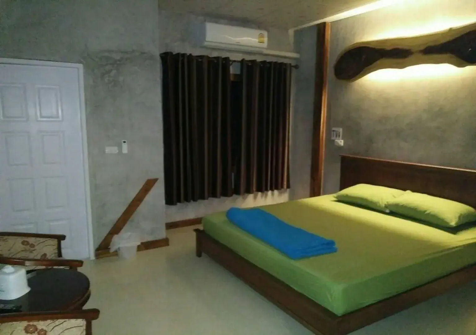 Arnarjak Resort