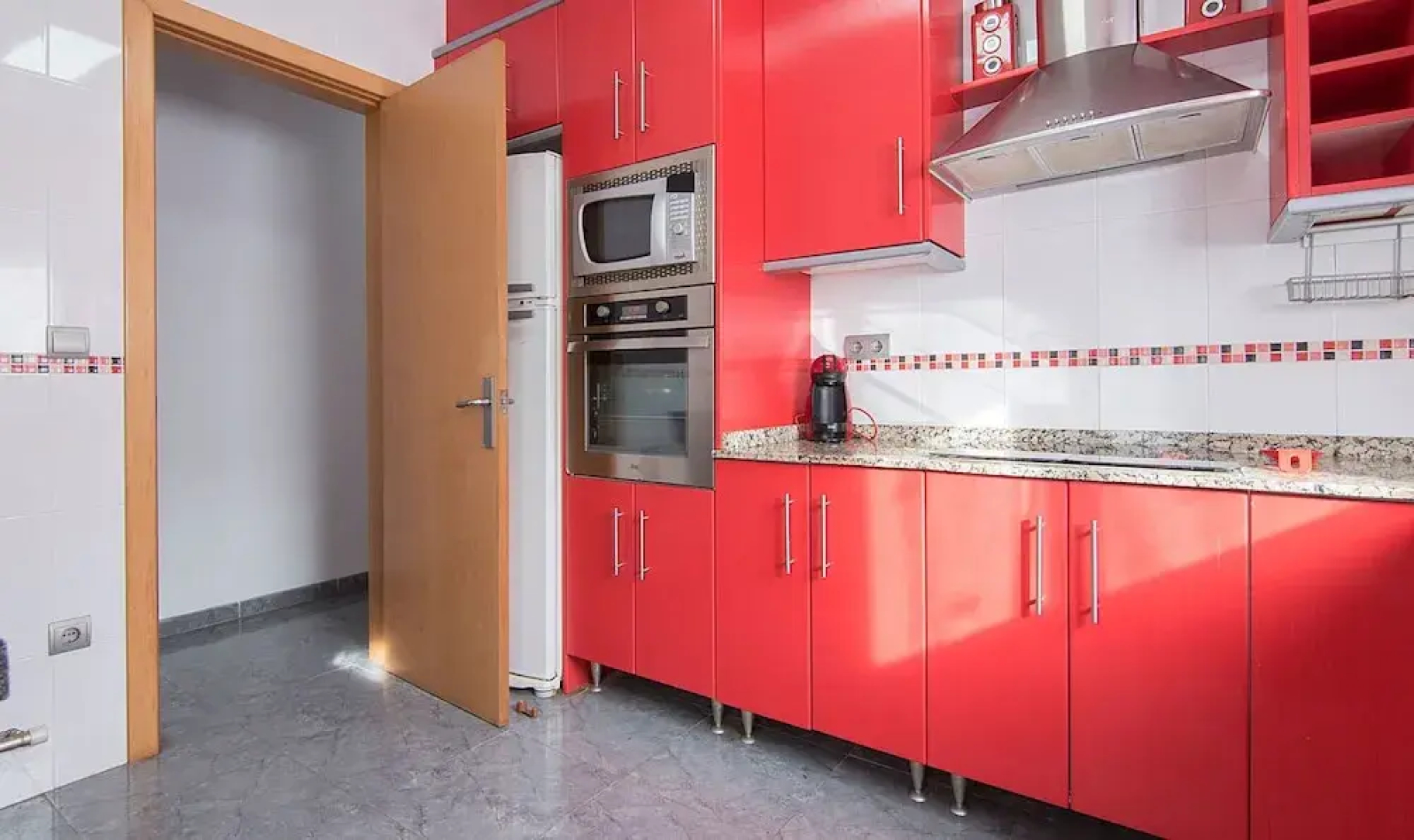 House Los Rosales 7 Km From the Beach (R83)