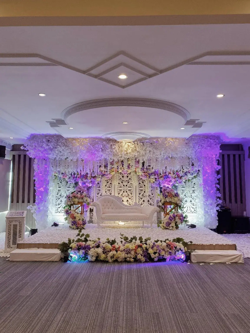 Paradise by CaLia Tarakan