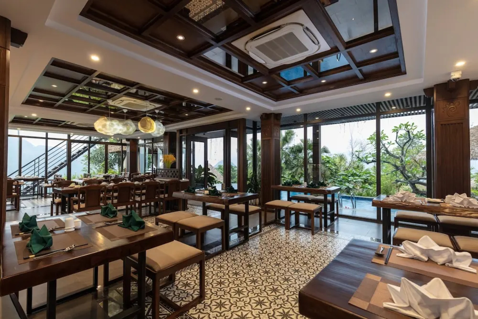Ebino Pù Luông Resort