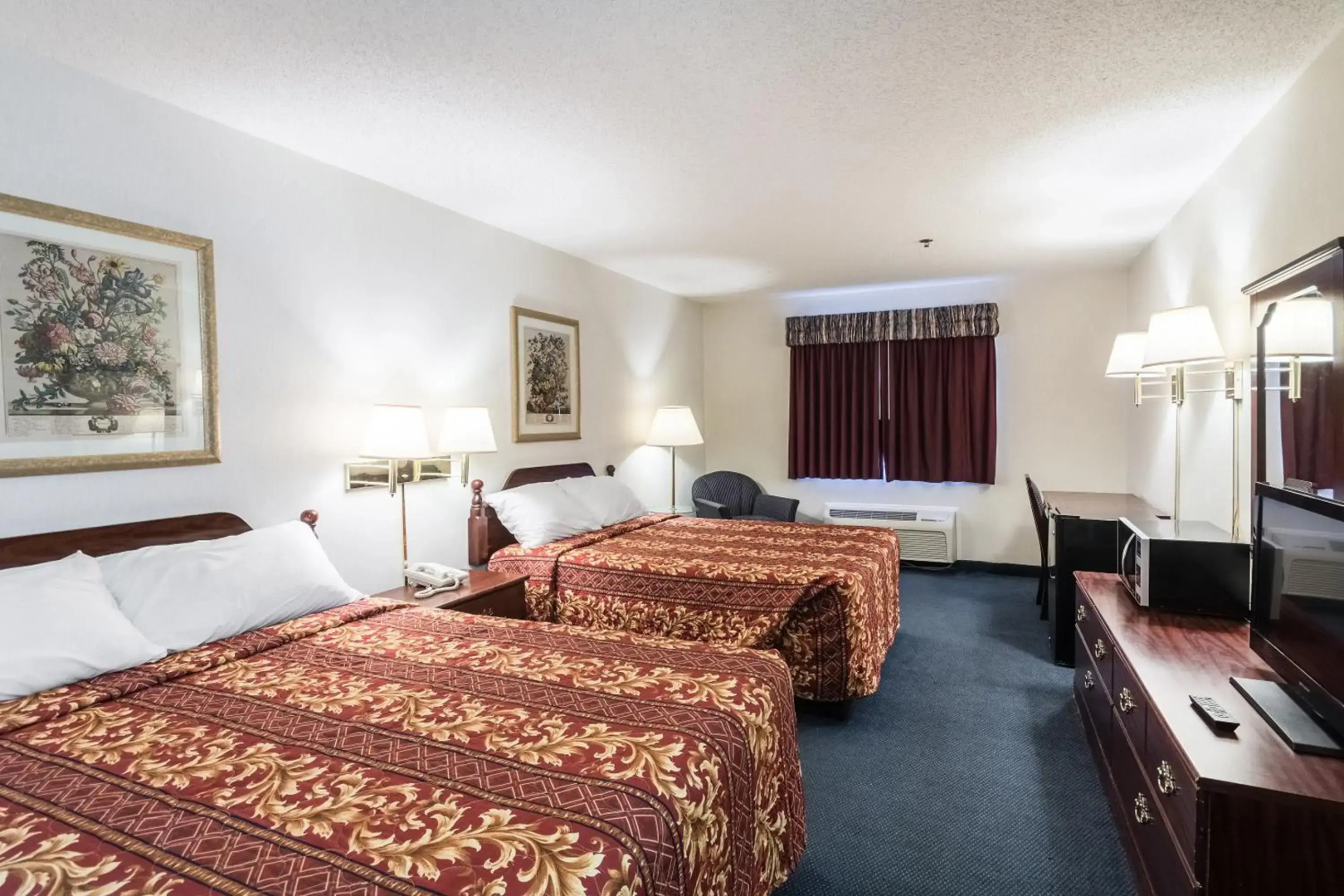 Quality Express Inn & Suites Mineral Wells