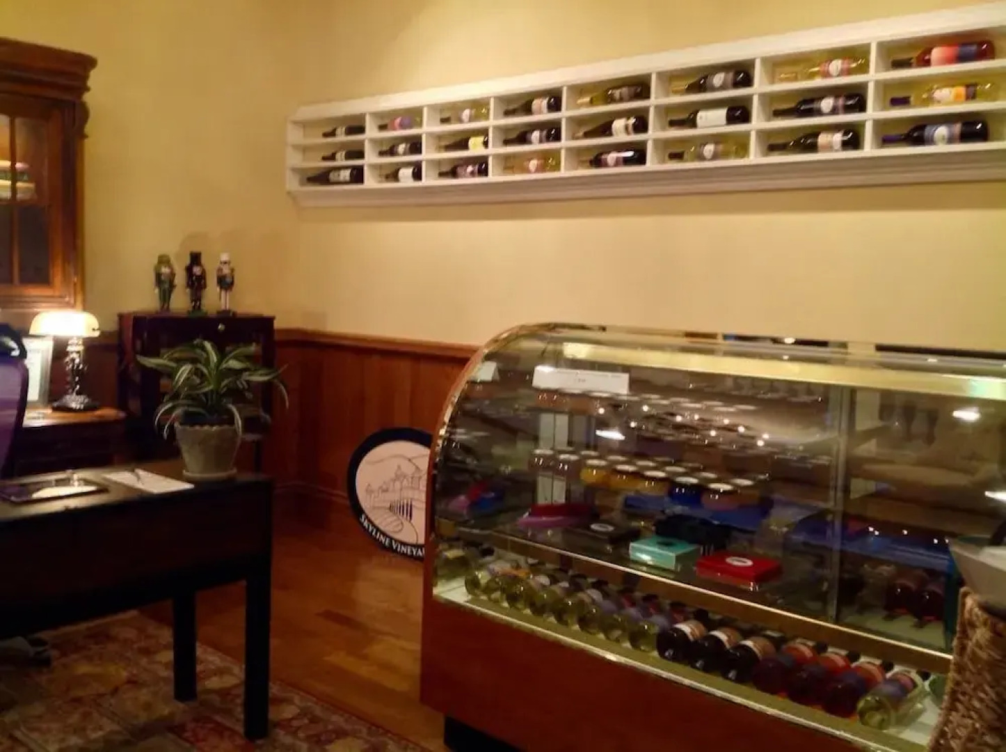 Skyline Vineyard Inn