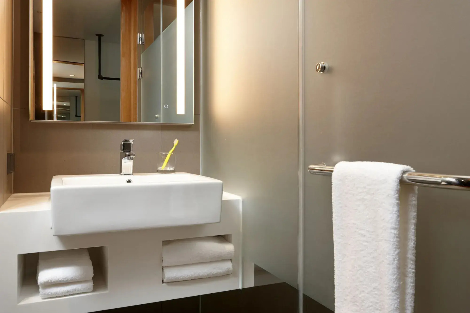 L7 HONGDAE by LOTTE HOTELS