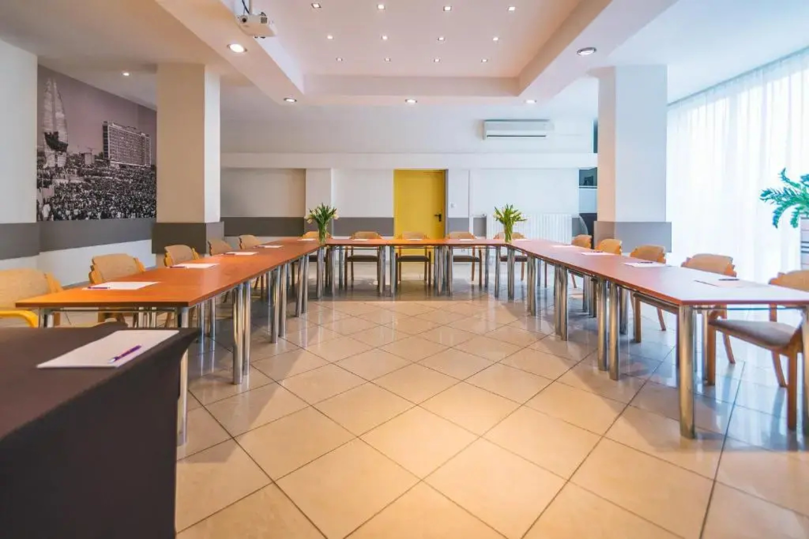 Hotel Forum