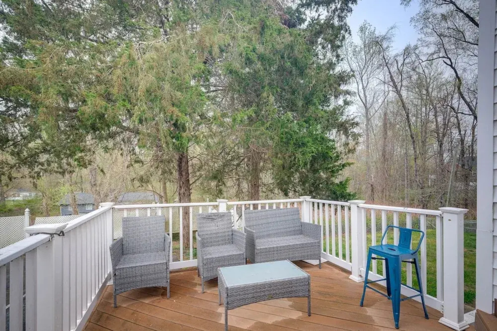 Spacious Triangle Townhome - Near Hiking & Golf!