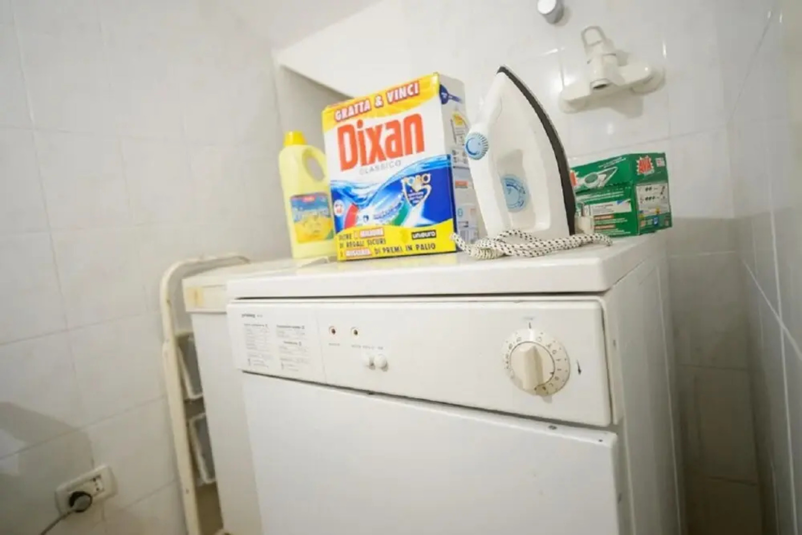 Diana Villa With Garden and Lake View in Oggebbio