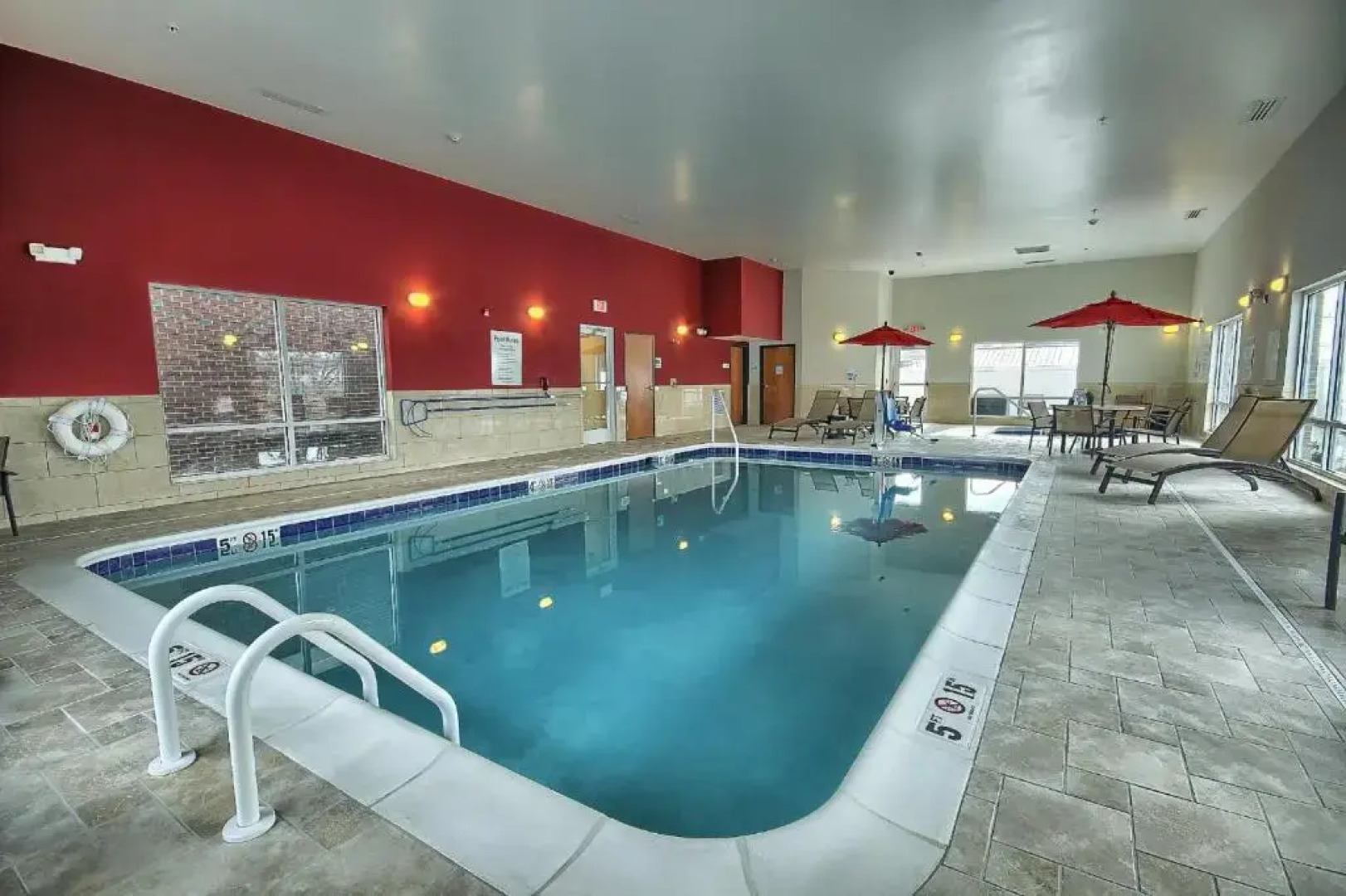 Holiday Inn Express & Suites New Martinsville by IHG