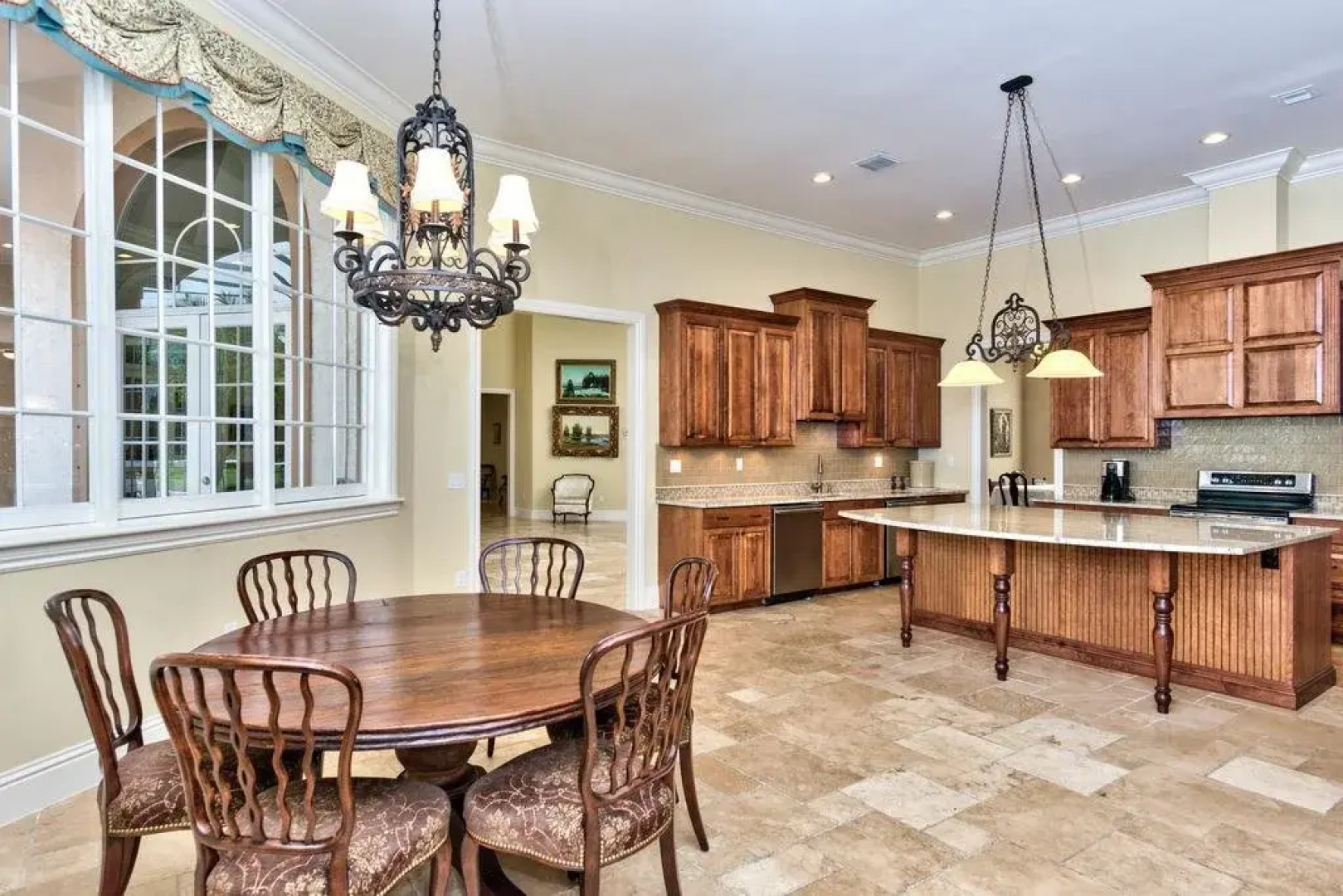 Knickerbocker Estate