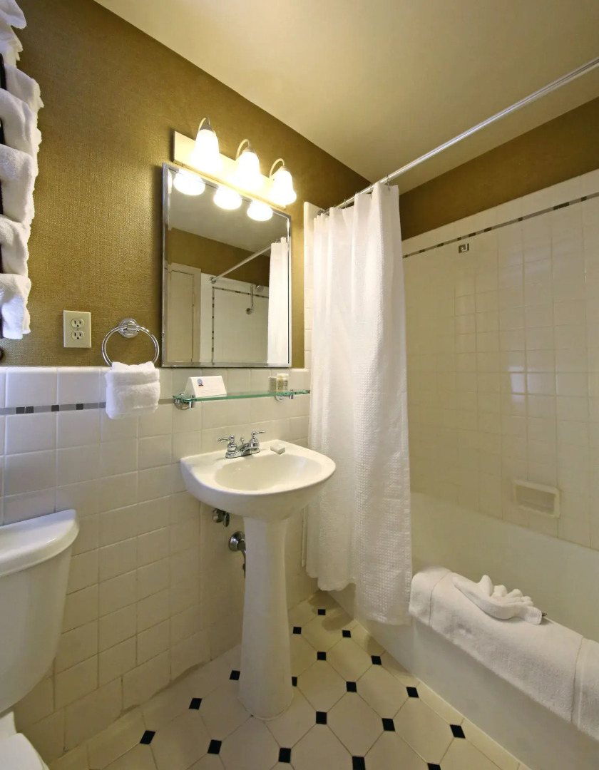 Mission Point Resort