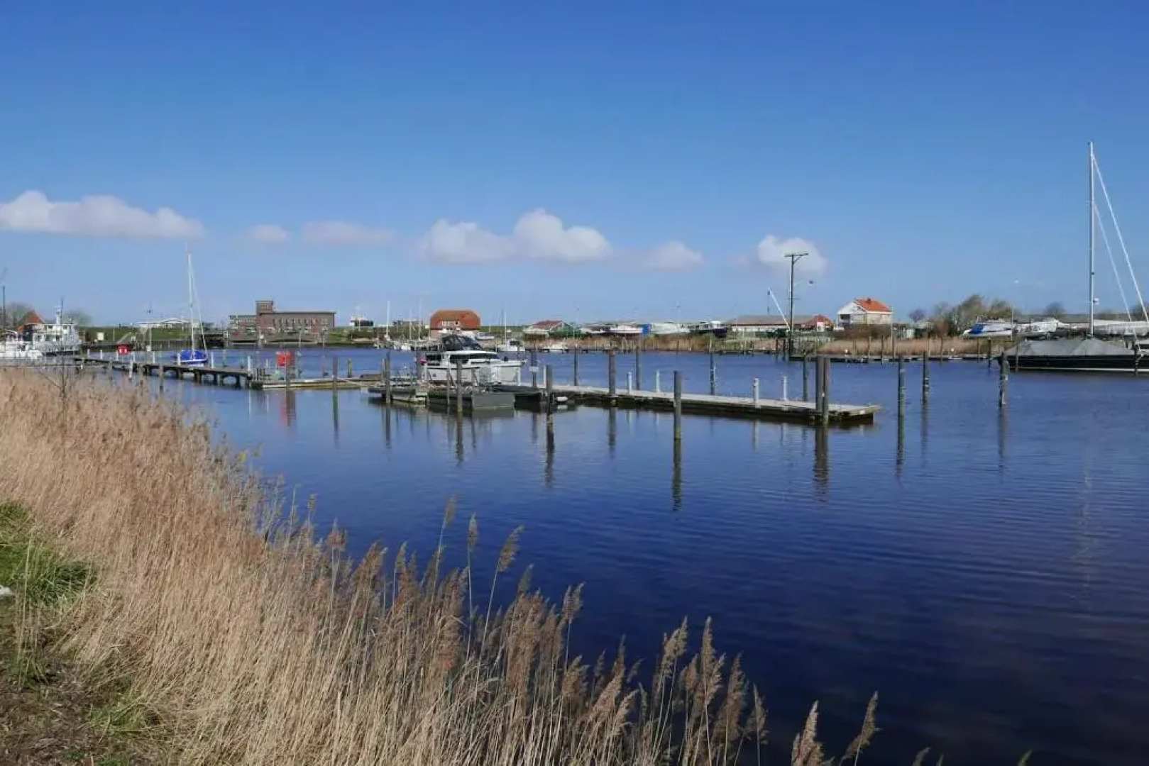 FeWo Mara (OG) - 1000m vom Nordseestrand Harlesiel