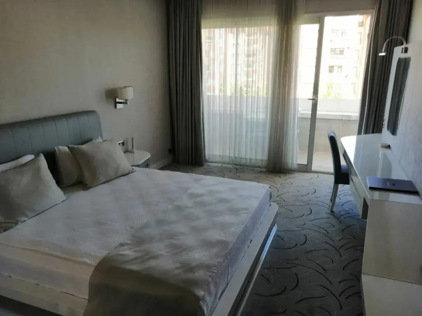 White Line Boutique Hotel