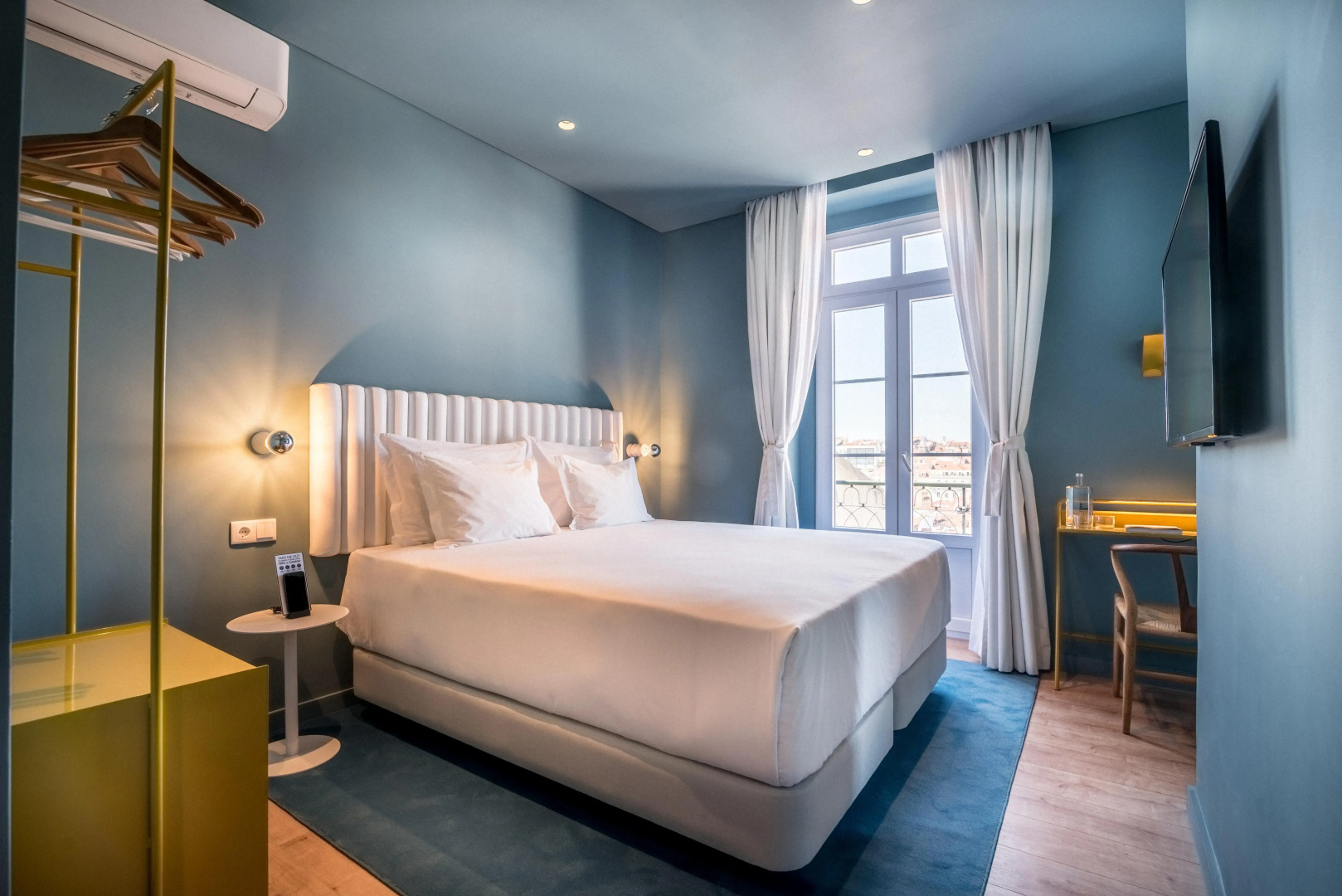 Esqina Cosmopolitan Lodge