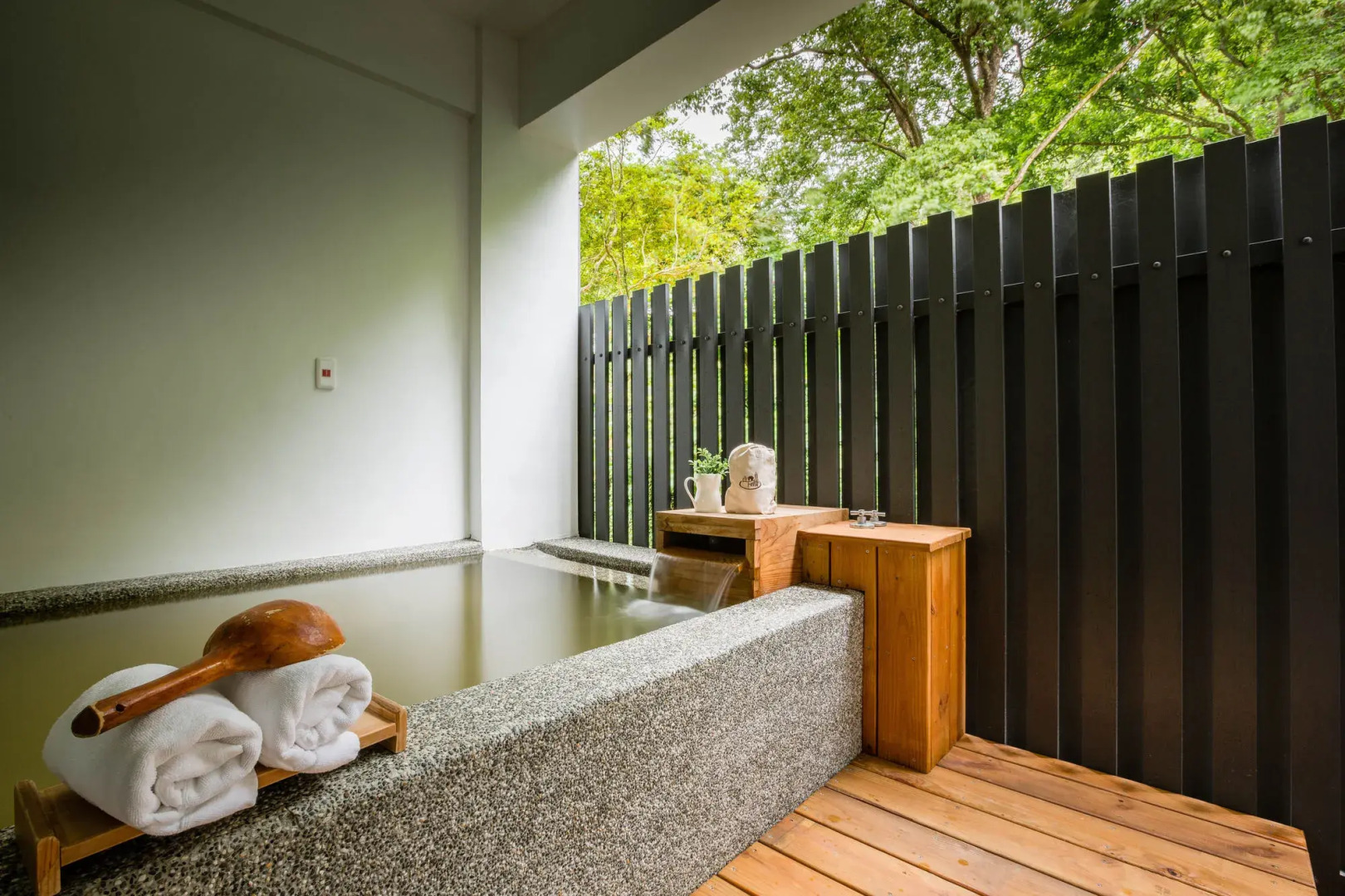 Ruisui Sunshine Hot Spring B&B