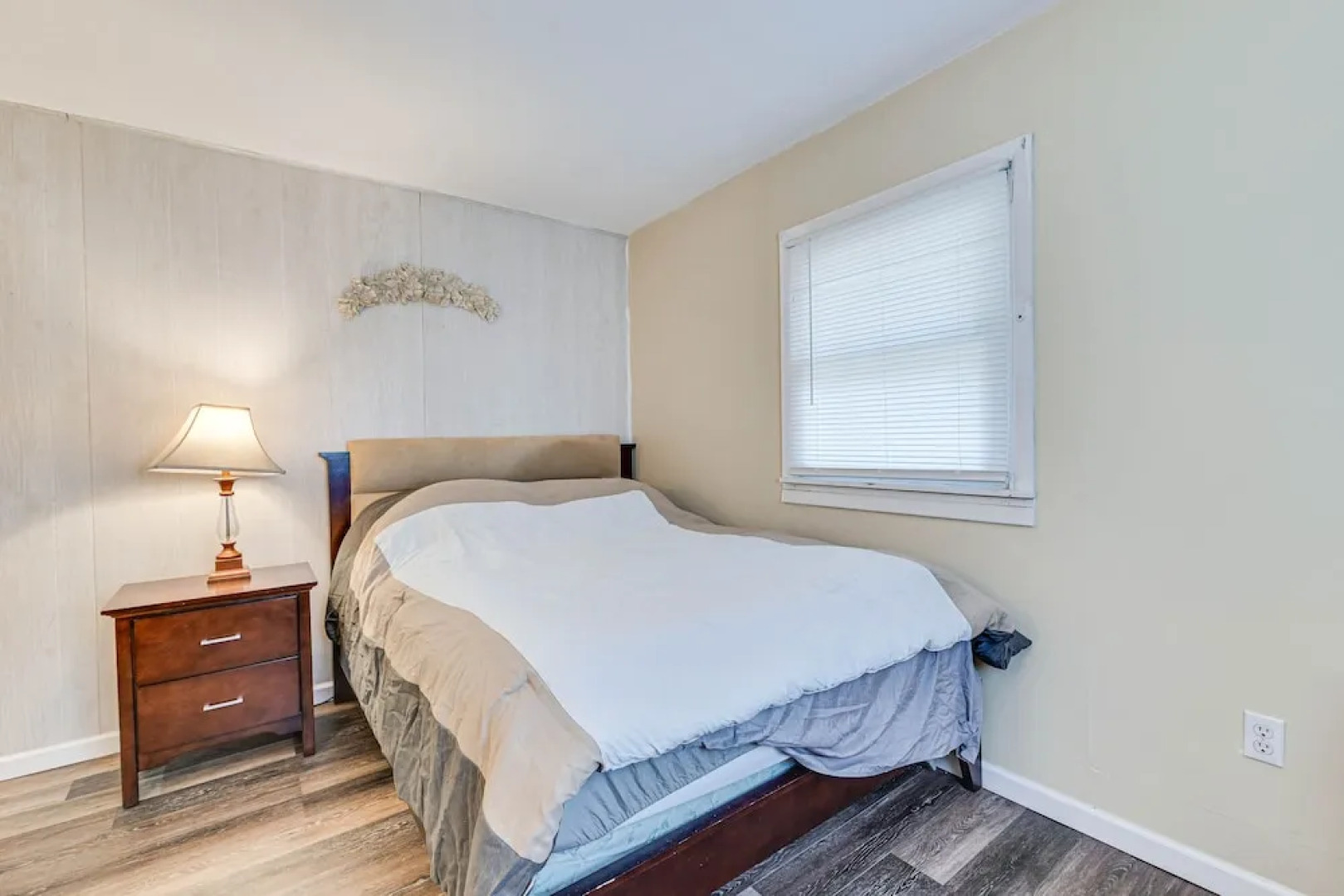 Pet-friendly New York Escape w/ Deck & Lake Views!