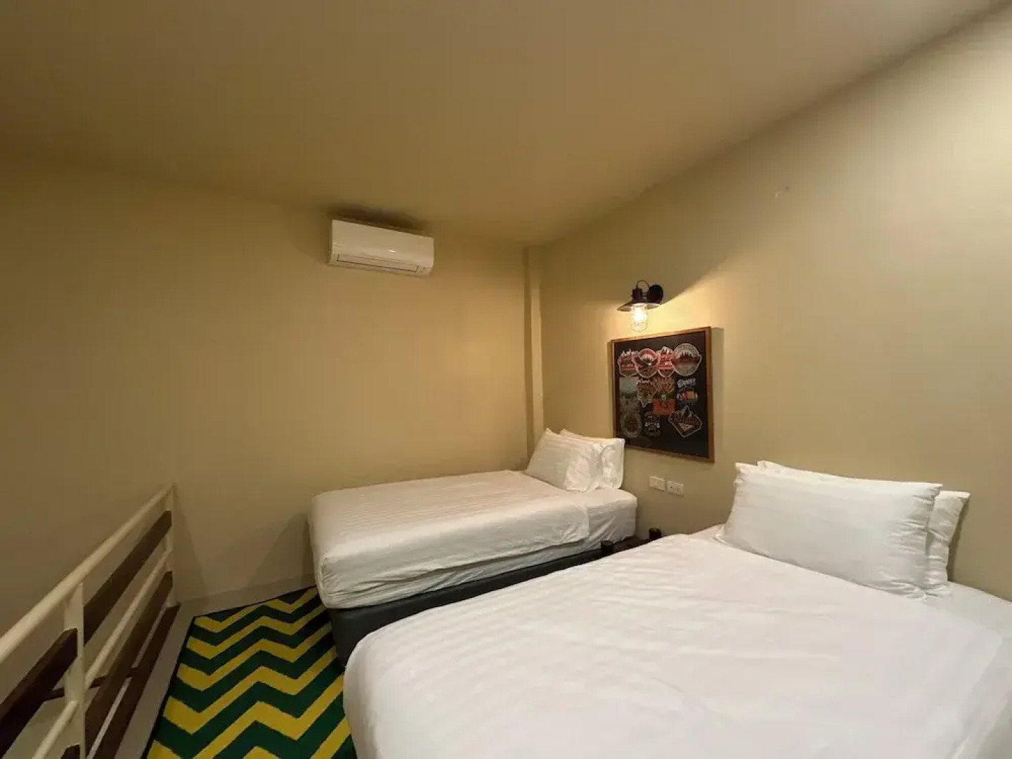 Sawasdee Lagoon Camping & Restaurant