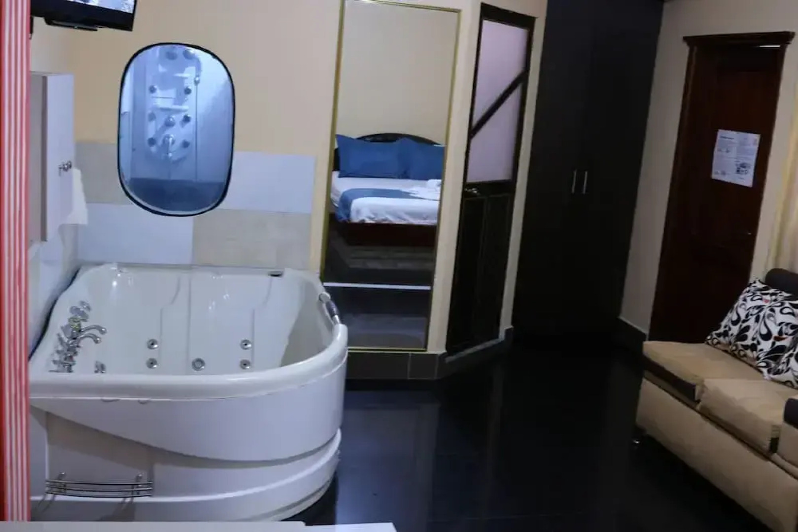 Platinum Class Hostal