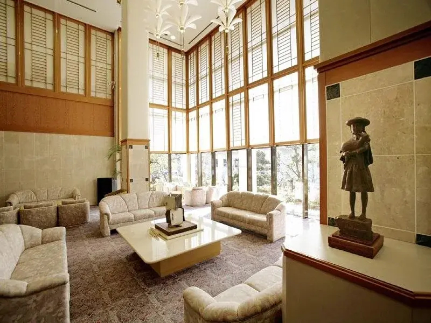 Menard Aoyama Resort