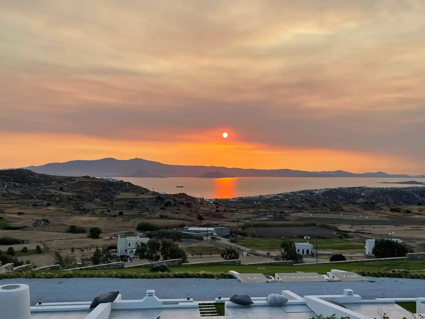 La Grande Vue Suites Naxos