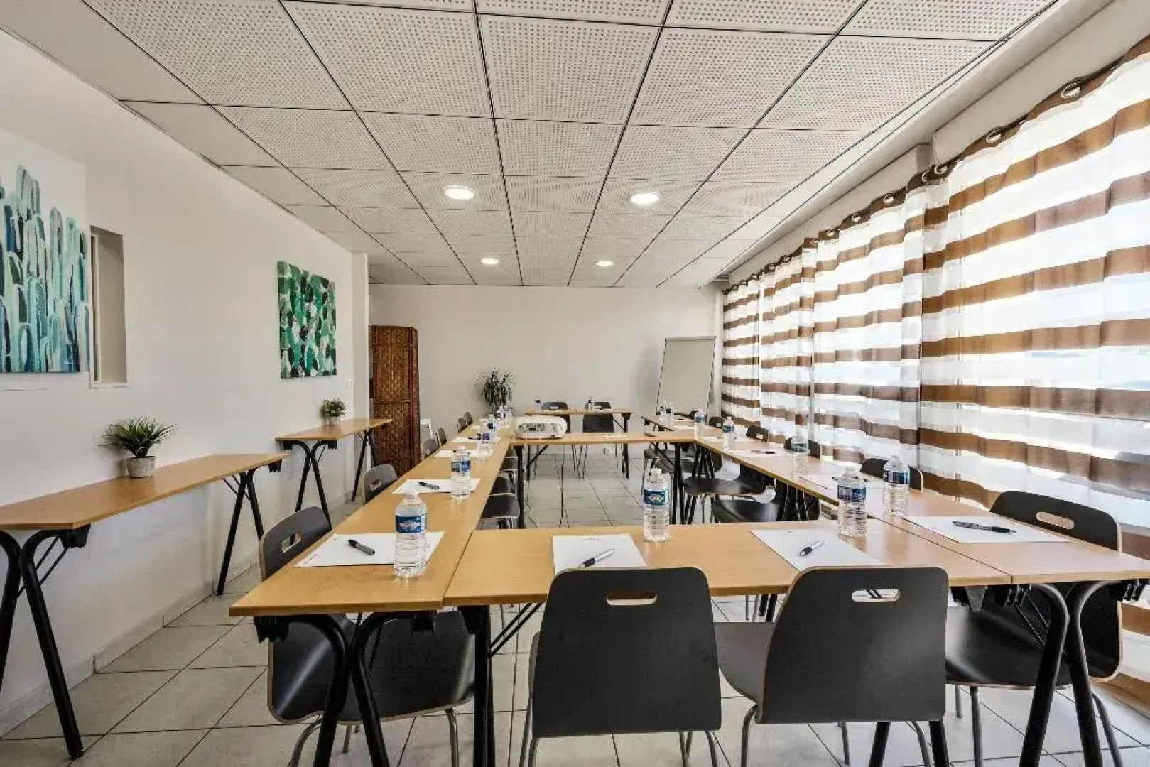 Appart'City Classic Marseille Aéroport – Vitrolles