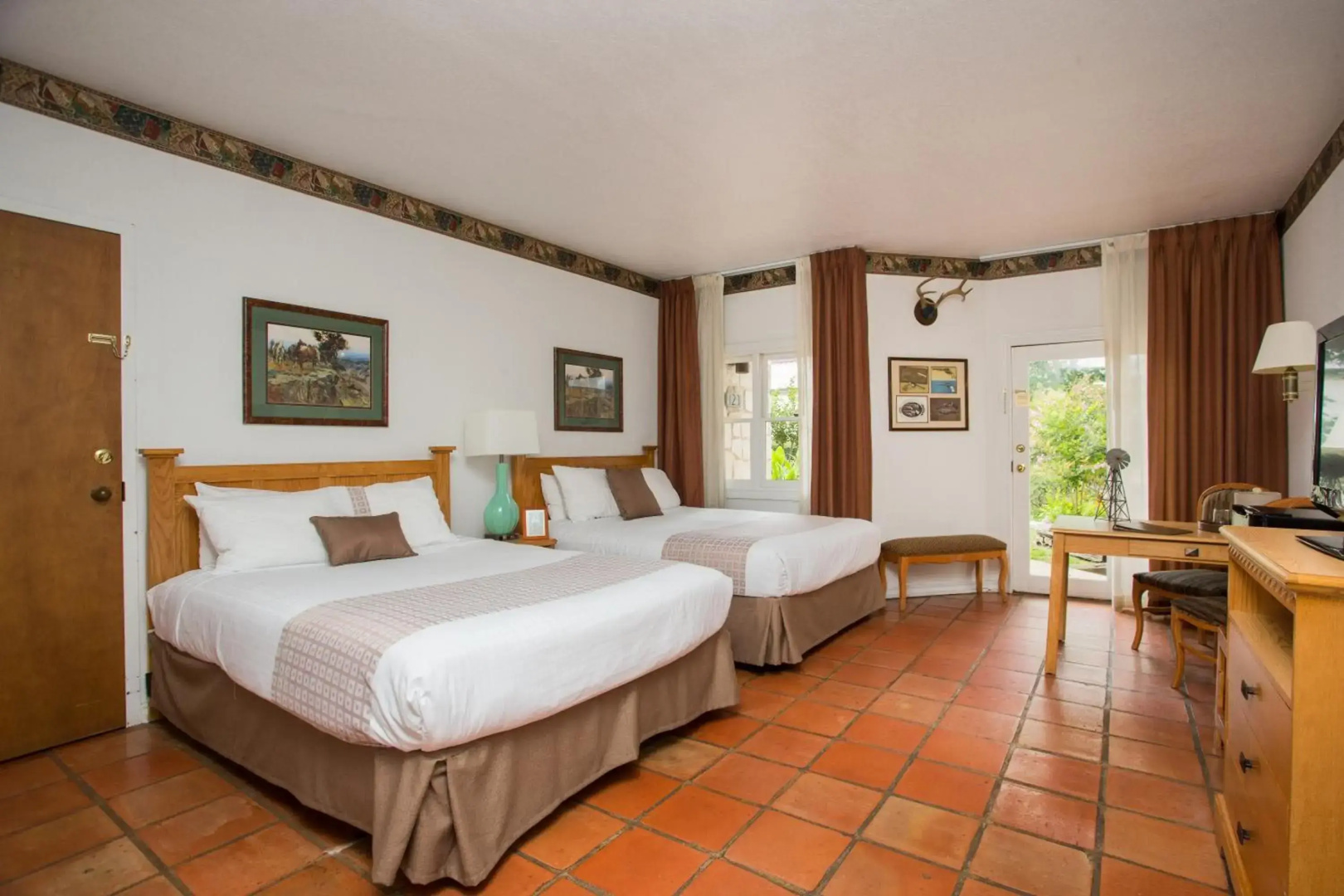 Y O Ranch Hotel