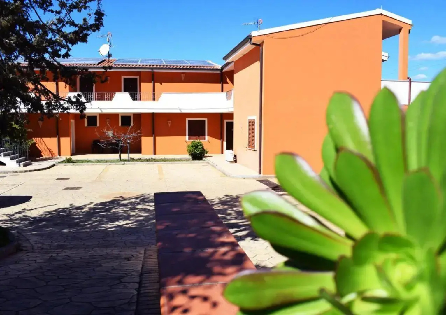 Montiruju Hotel Residence