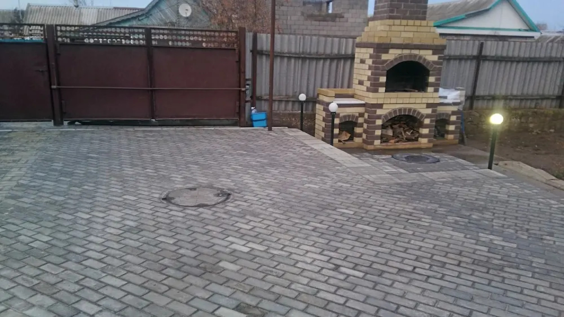 V gostyakh u Baby Poli