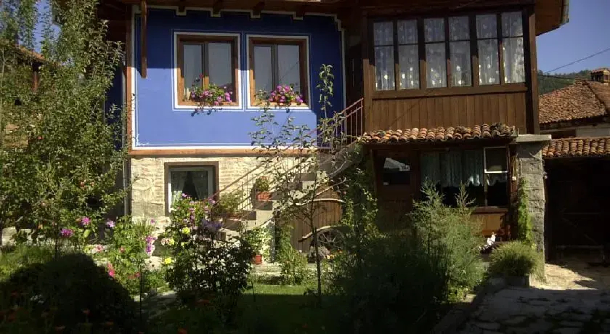 Guest House Stela