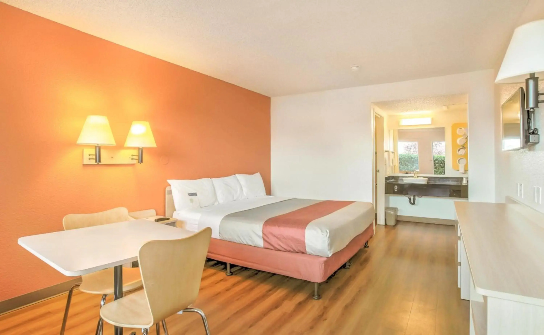 Motel 6 Medford, OR - North