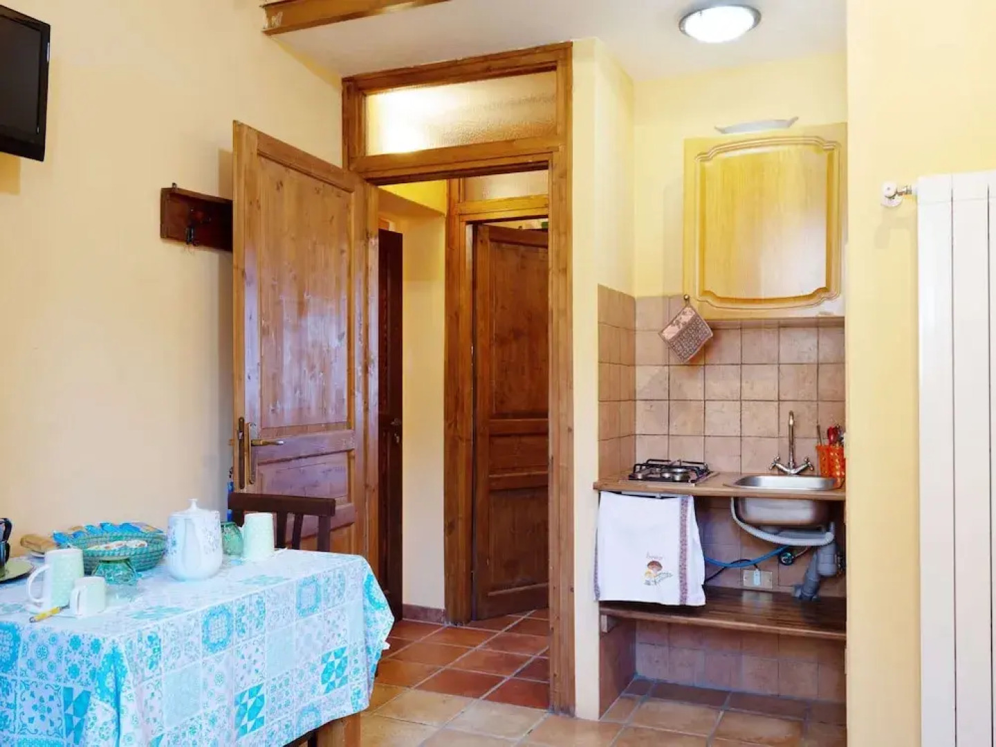 Sun-kissed Holiday Home With Swimming Pool