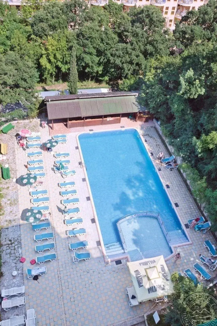 Sunny Varshava Hotel