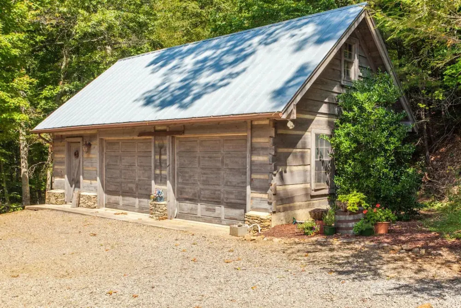 113 Mountain Cove Road House 4 Bedrooms 3.5 Bathrooms Home