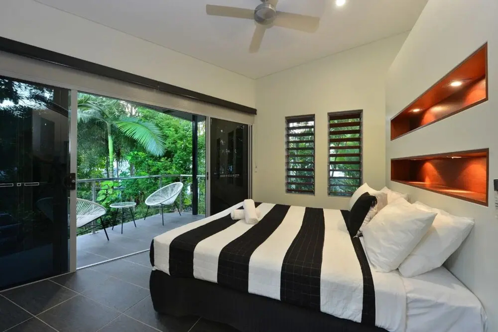 Absolute on Newell Luxury Beach House