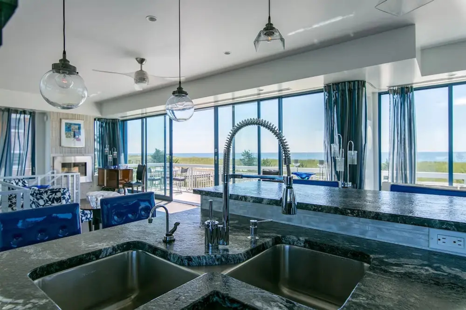 Breathtaking 2 Bedroom Westhampton Beach House Apts