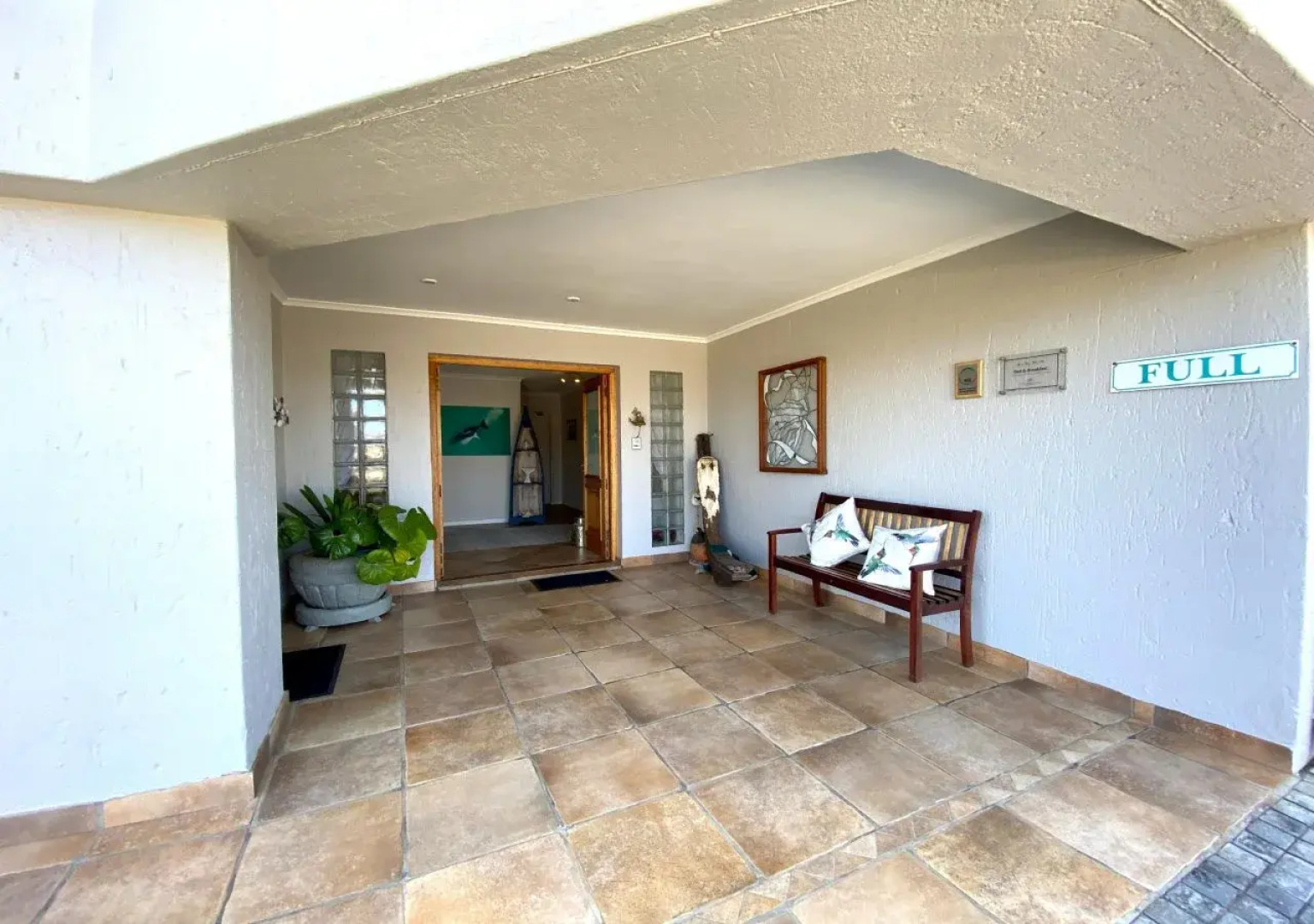 Thanda Vista - Bed and Breakfast